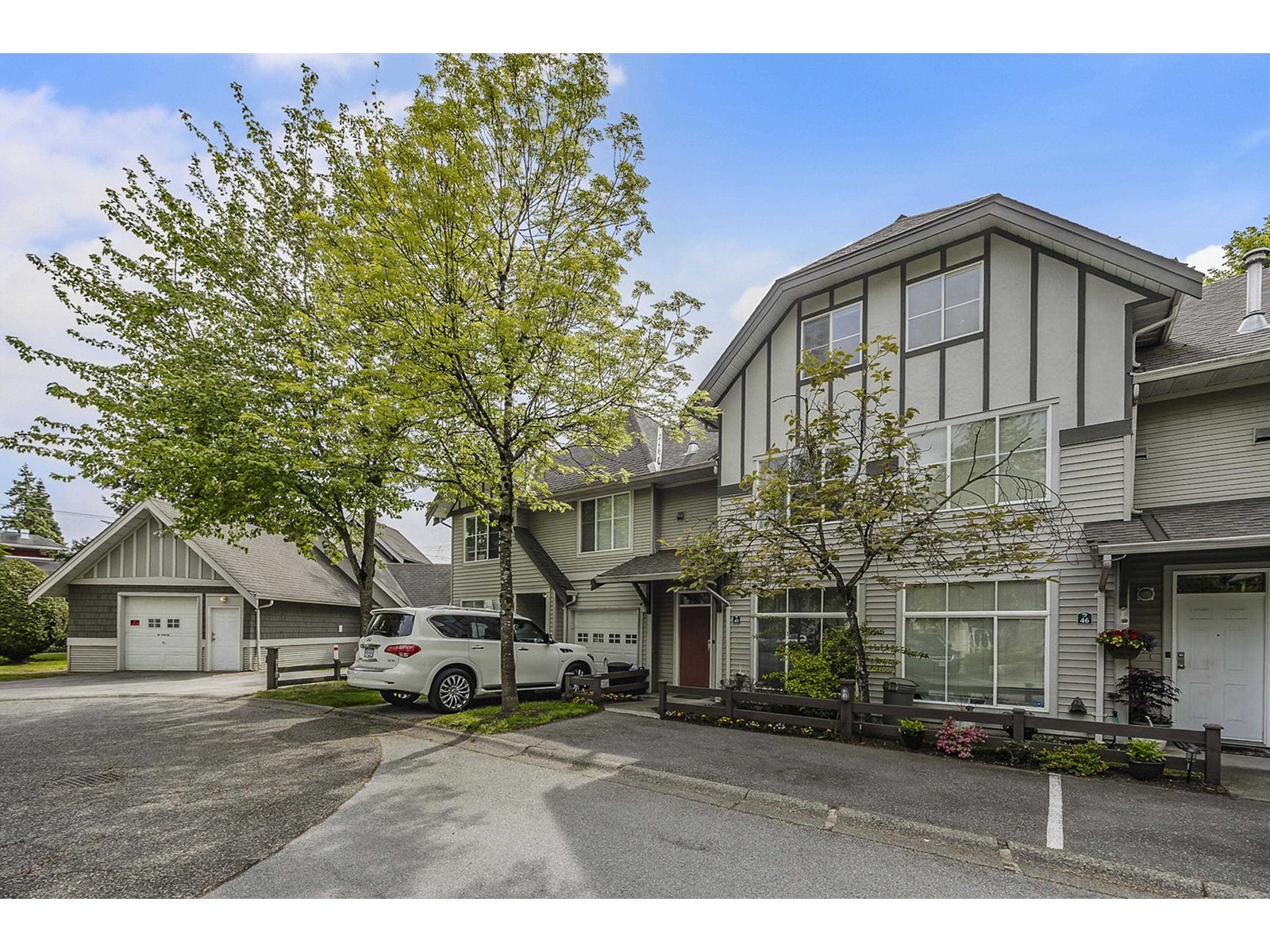 45 6465 184A STREET|Surrey, British Columbia V3S8X9
