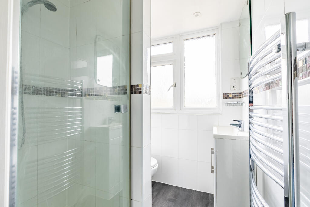 Additional image 16 of Batchwood Drive, St. Albans, Hertfordshire, AL3