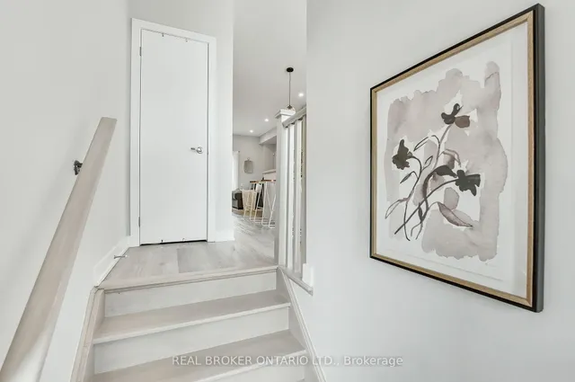 Additional image 6 of 527 Shaver Rd Unit 7