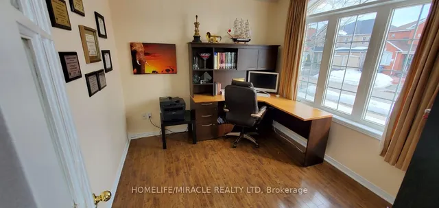 房产图片 6 - 28 Bramfield 街