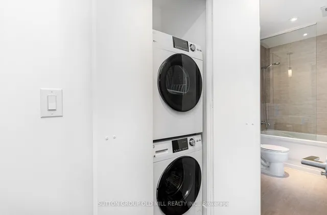 Additional image 16 of 110 Charles St Unit 3504