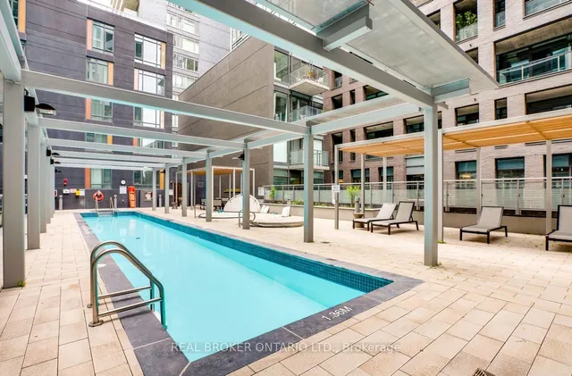 Additional image 27 of 525 Adelaide St Unit 215