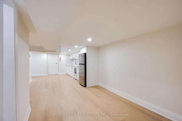 房产图片 31 - 123 Laughton Ave