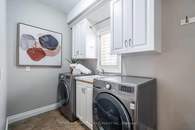 Additional image 17 of 44 Parkmanor Dr