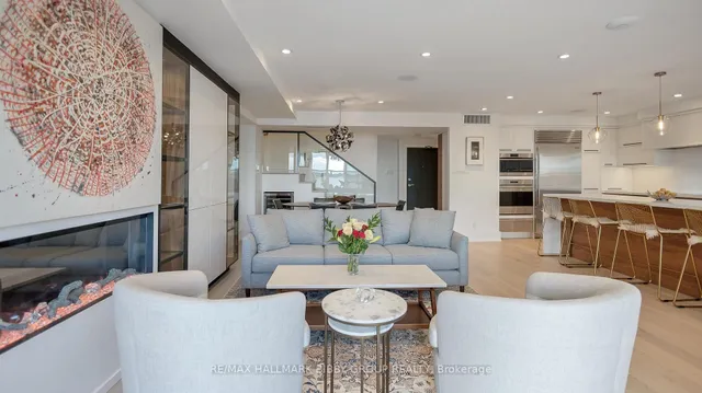 Additional image 5 of 99 Harbour Sq Unit 613