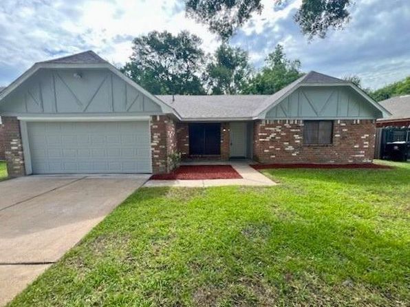 7726 Ashmole Ln, Houston, TX 77088