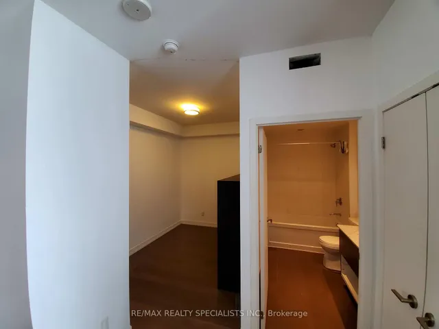 Additional image 7 of 170 Fort York Blvd Unit 1901