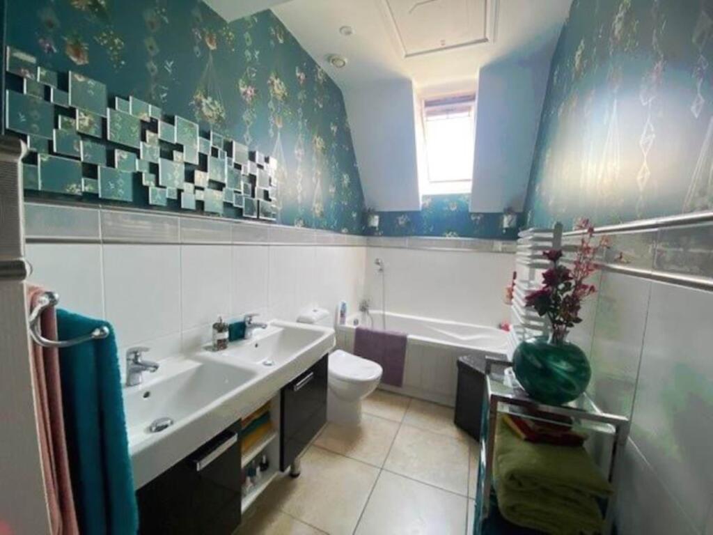 Additional image 29 of Home Farm Road, Brookmans Park