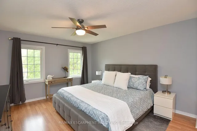 Additional image 30 of 27 Pirie Dr