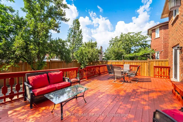 Additional image 46 of 325 Harrowsmith Dr