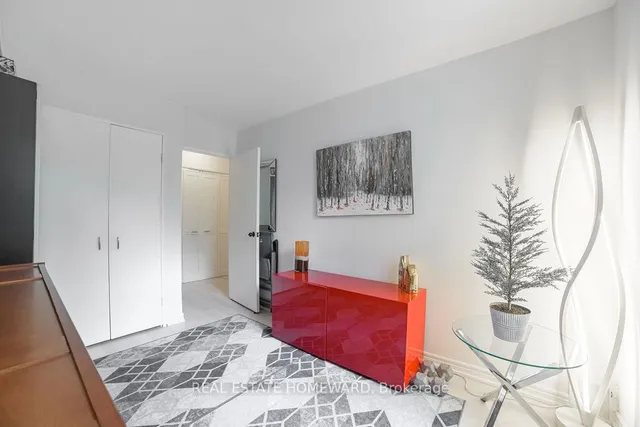 Additional image 17 of 20 Fashion Roseway Unit 415