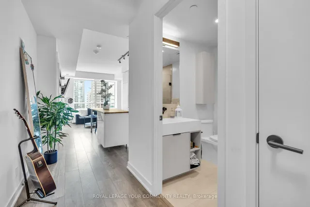 Additional image 15 of 108 Peter St Unit 3307