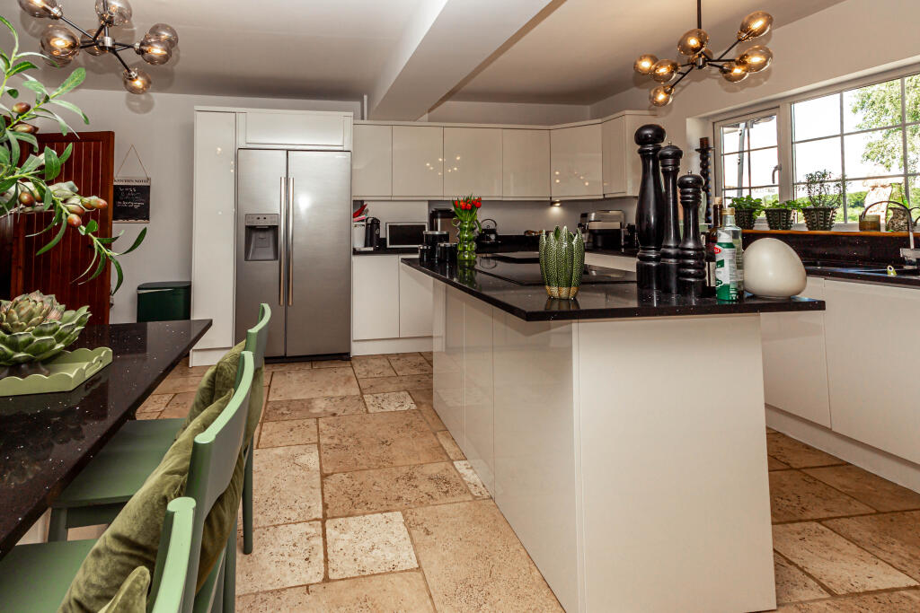 Additional image 8 of Rabley Heath, Welwyn, Hertfordshire, AL6