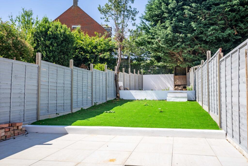 Additional image 18 of Kimberley Road, St. Albans, Hertfordshire, AL3