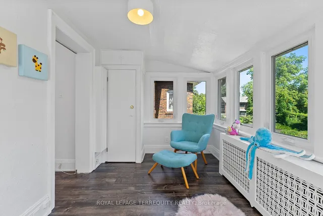 Additional image 31 of 7 Roe Ave