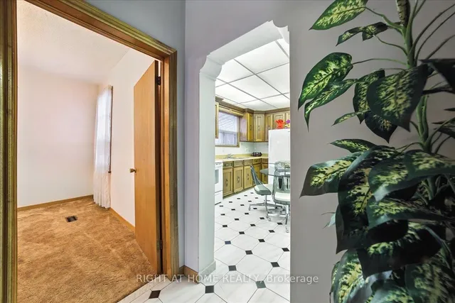 Additional image 15 of 449 Roxton Rd