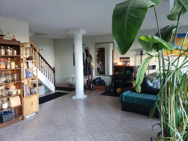 Additional image 3 of 1300 Marlborough Crt Unit 314