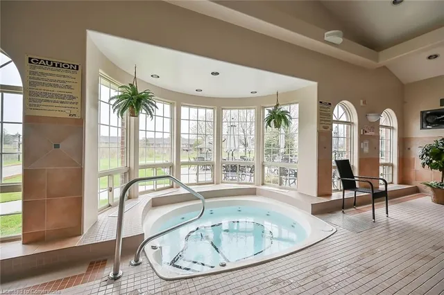 Additional image 37 of 43 Twentyplace Blvd