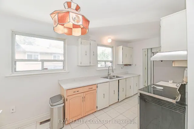 Additional image 16 of 7 Mandarin Cres