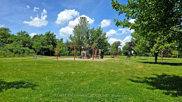 Additional image 26 of 3351 Cawthra Rd Unit 218