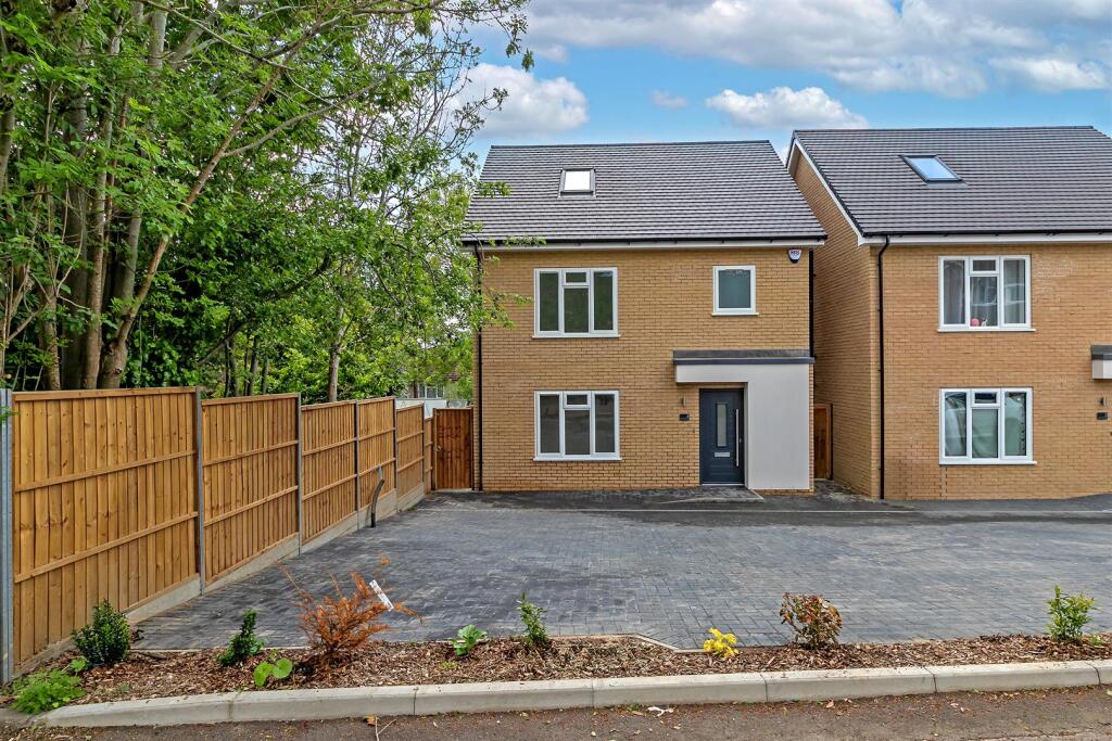 Additional image 2 of Birchmead Close, New Greens, St. Albans