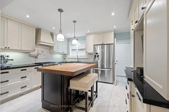 Additional image 11 of 106 West Deane Park Dr