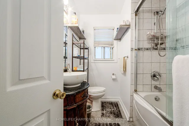 Additional image 13 of 29 Penzance Dr