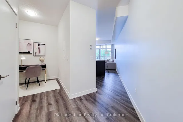 Additional image 25 of 600 North Service Rd Unit 218