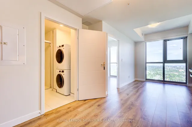 Additional image 7 of 60 Frederick St Unit 3901