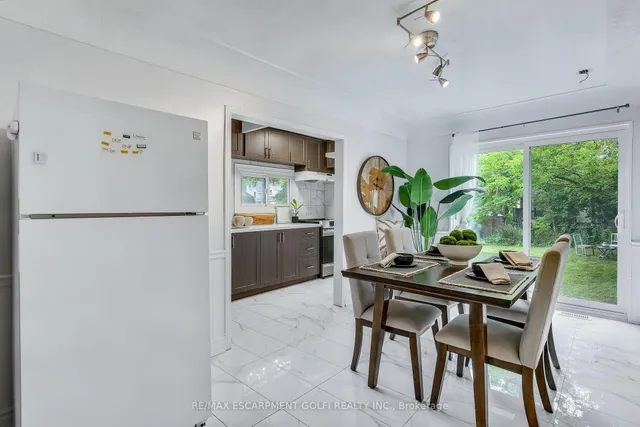 Additional image 10 of 111 WARD Ave