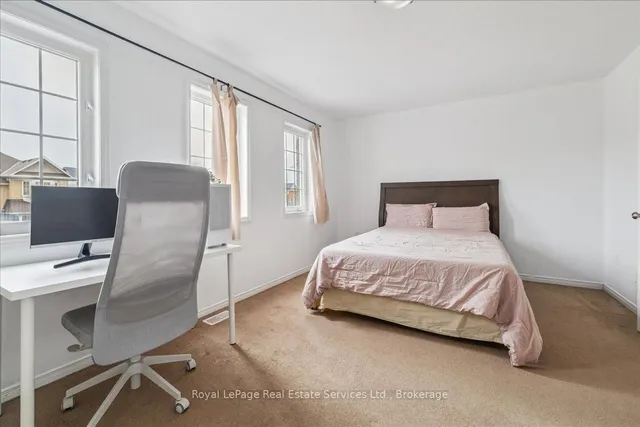 房产图片 28 - 64 Newport Cres