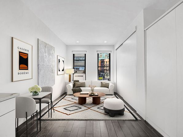 237 E 54th St APT 2B, New York, NY 10022