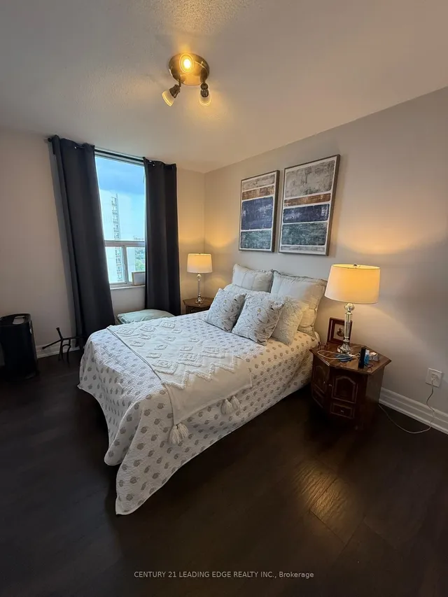 Additional image 9 of 10 Edgecliff Gfwy Unit 1704