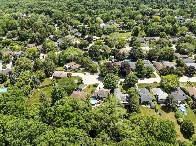 房产图片 43 - 18 Moonglow Pl