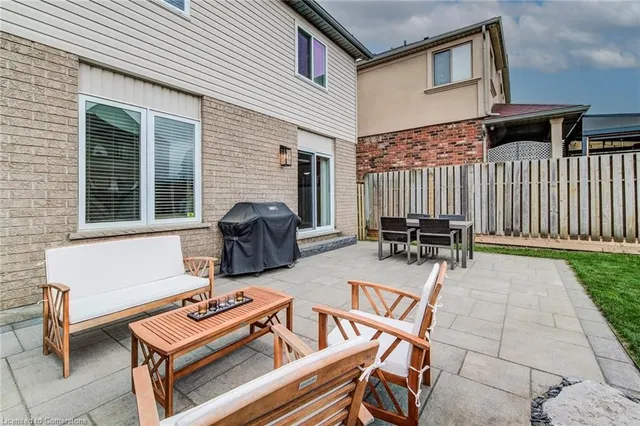 Additional image 39 of 54 Huck Cres