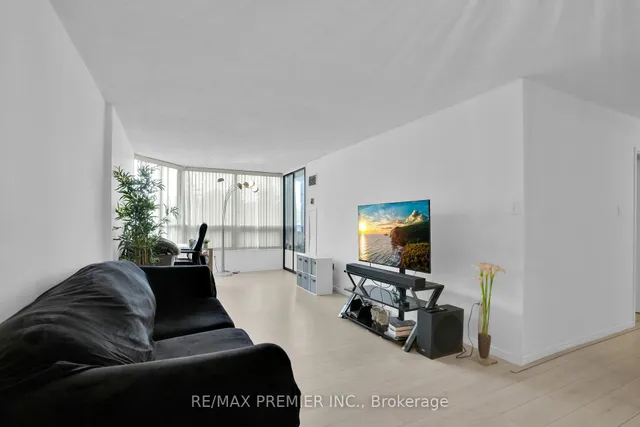 Additional image 9 of 8 Lisa St Unit 505