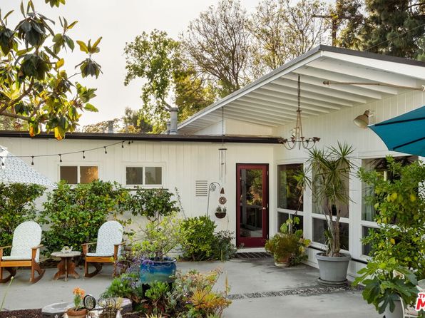 5940 Varna Ave, Van Nuys, CA 91401
