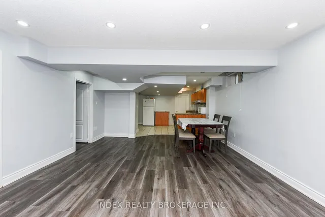 Additional image 38 of 33 Portstewart Cres