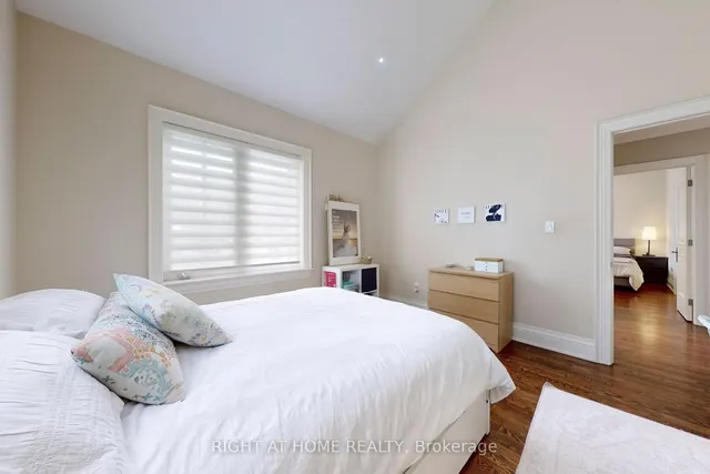 Additional image 30 of 133 Norton Ave