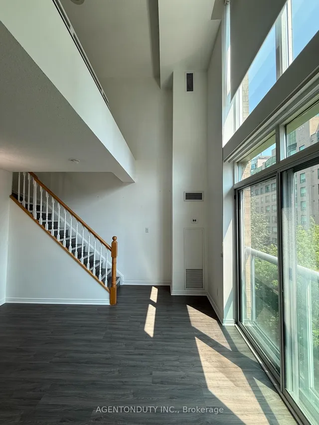 Additional image 14 of 109 Front St Unit 529