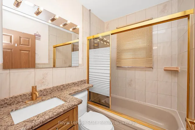 Additional image 22 of 327 East 42nd St