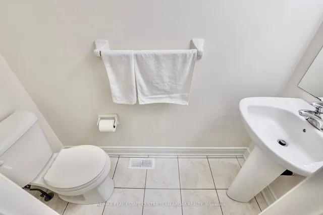 Additional image 25 of 329 Brisdale Dr