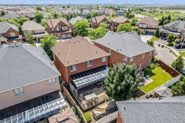 Additional image 41 of 13 Laurentide Cres