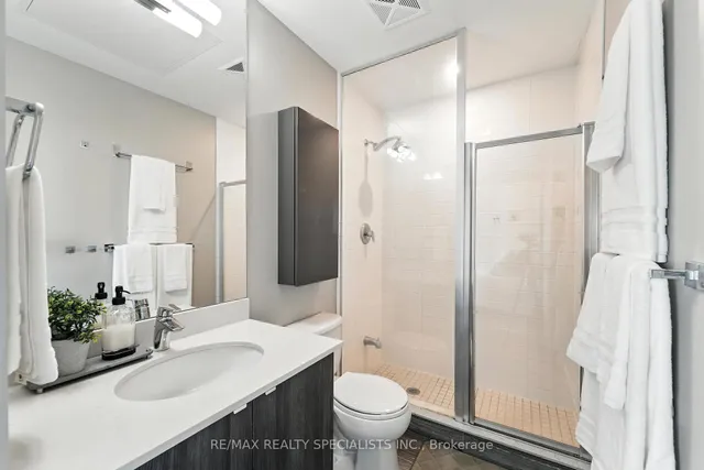 Additional image 22 of 51 East Liberty St Unit 401