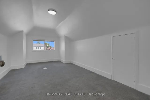 Additional image 19 of 136 Connaught Ave