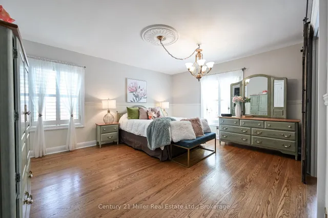 Additional image 11 of 179 Townsend Ave