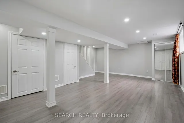 Additional image 31 of 15 Hector Crt
