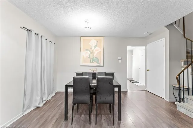 Additional image 26 of 900 Centralpark Dr Unit 115