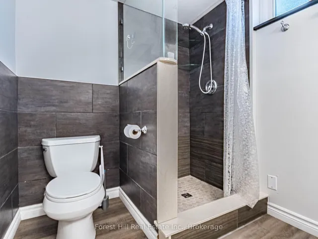 Additional image 26 of 135 Cranbrook Dr