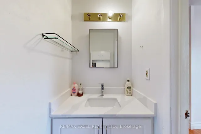 Additional image 31 of 43 Sonmore Dr